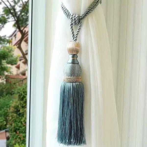 Set 2 Bucati Accesoriu Prindere Draperii Cu Snur si Ciucuri